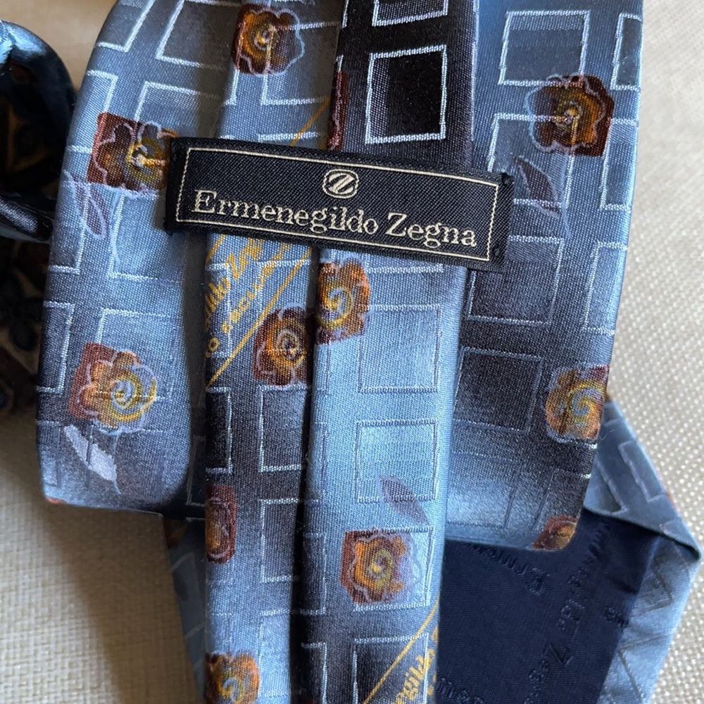 Assorted designer ties - Picture 8 of 10